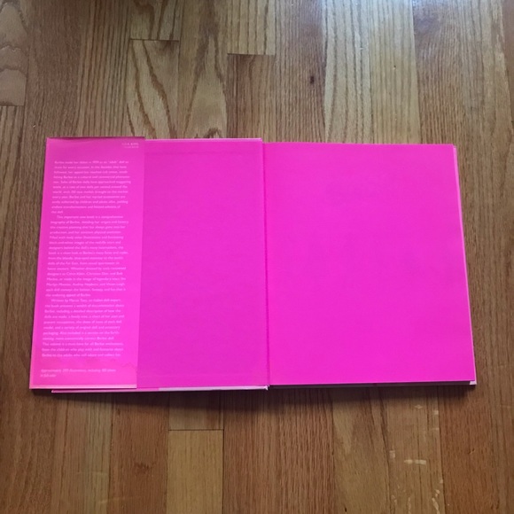 Barbie Book - Picture 3 of 6